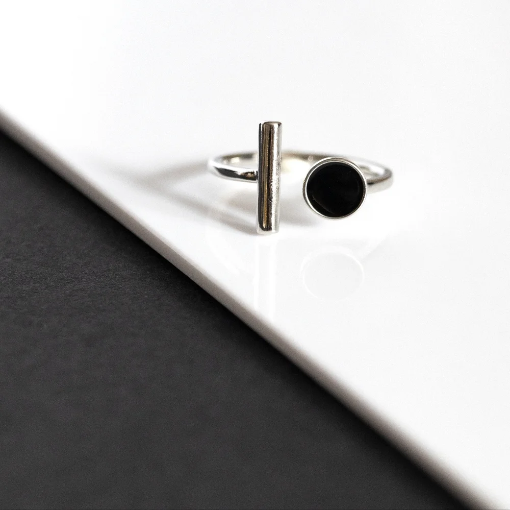 Geometric Bar Ring - Picture 2 of 7